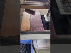 Logotipo grabado Botones de abrigo de plástico 34L Uso de color de camuflaje para el suéter de abrigo