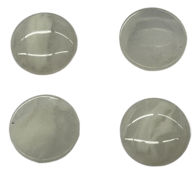 Botones plásticos de lujo del lazo con falso efecto del cuerno que ningún agujero 16L no utilice en los accesorios de la ropa de la camisa
