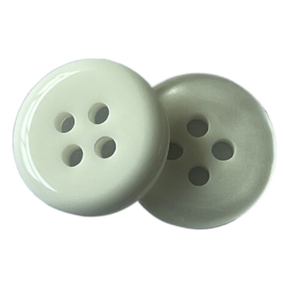 botones de camisa plásticos 16L con tiza del efecto de la perla retroceder el agujero blanco del color 4