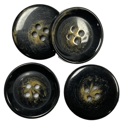 40L 4 agujerean el botón de cuerno de imitación semi brillante con Rim Black Color