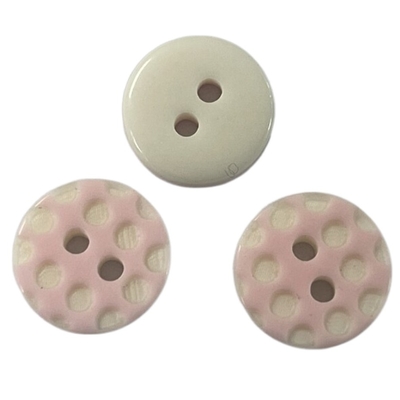 La resina plástica ButtonsTwo de la cara especial de la blusa agujerea el color rosado 16L para coser